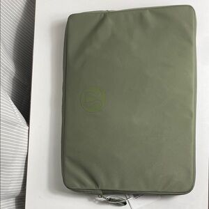 Lululemon Laptop Sleeve New Crew Bayleaf